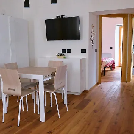 Bilocale Vista Апартаменты *